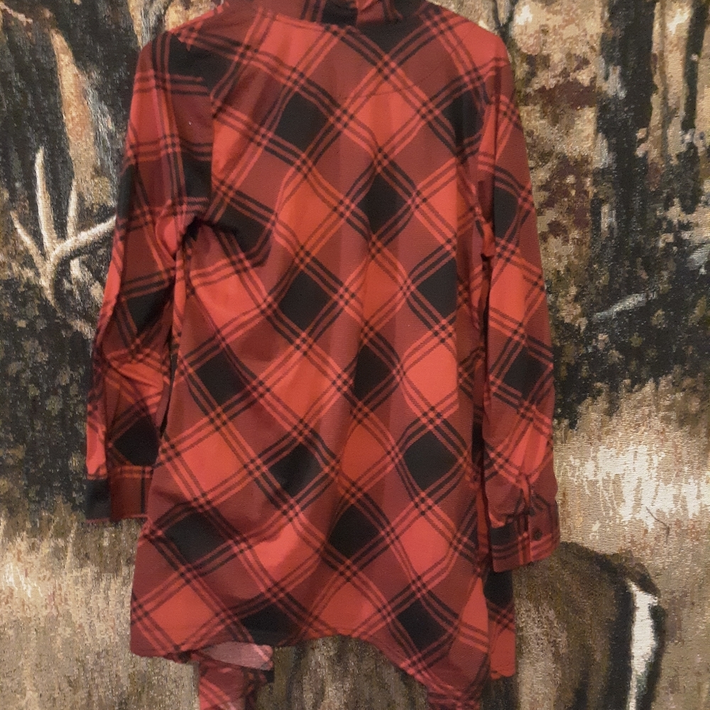 Sweater - Picture 3 of 3